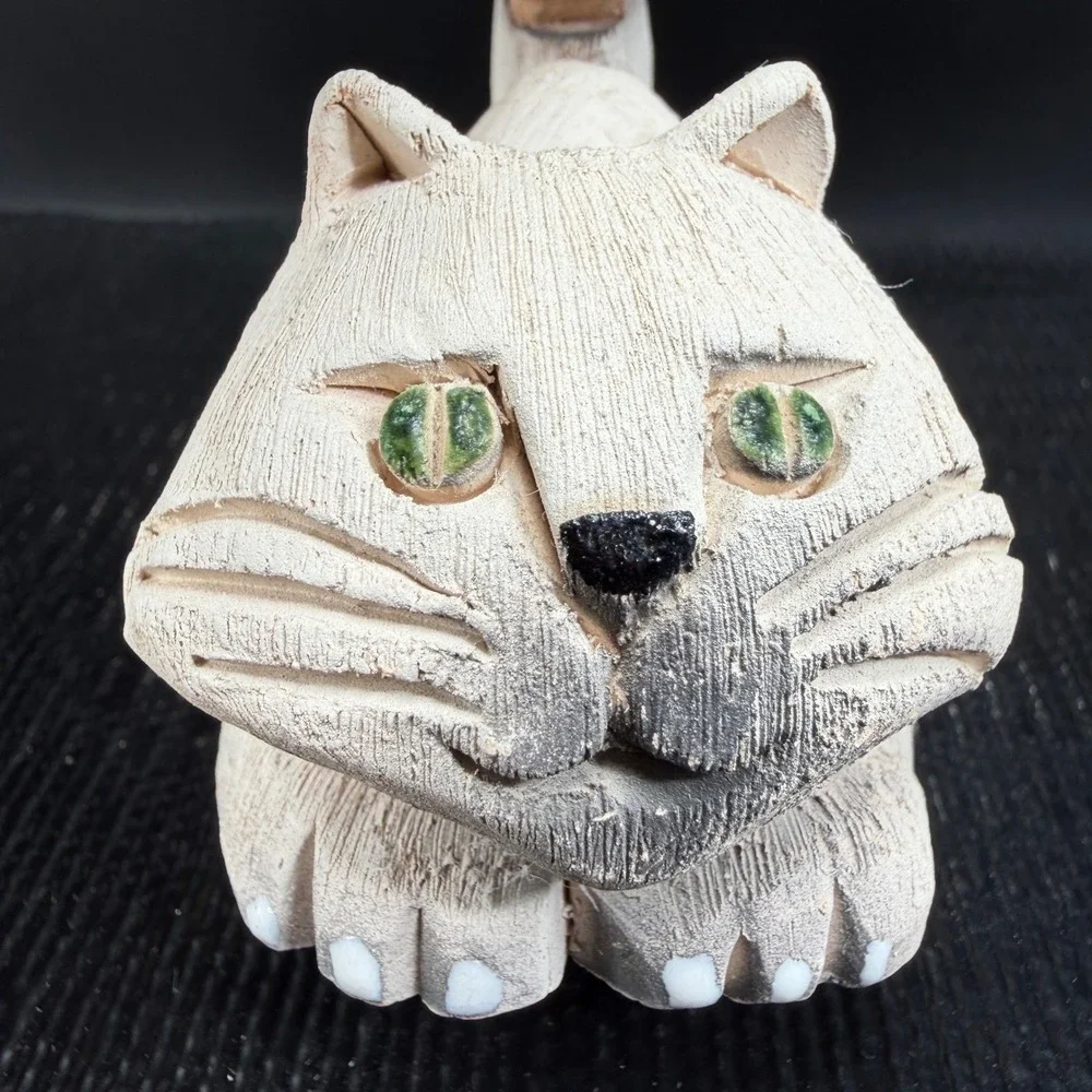 Artesania Rinconada Kitty Cat Figurine‎ Textured Clay Green Eyes Uruguay 3in